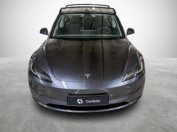 Tesla Model 3 8 of 30