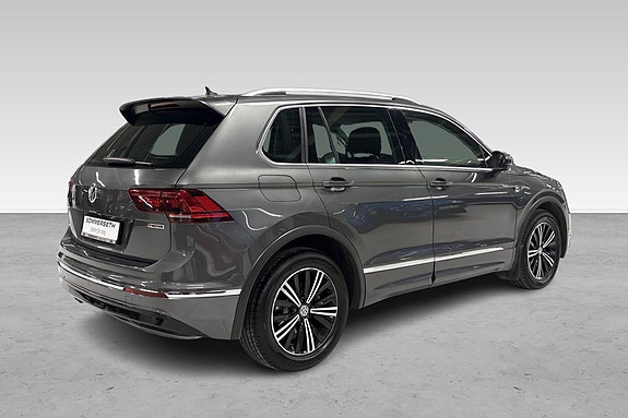 Volkswagen Tiguan 10 of 29