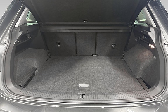 Volkswagen Tiguan 15 of 29