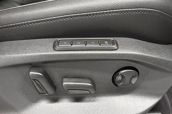 Volkswagen Tiguan 28 of 29