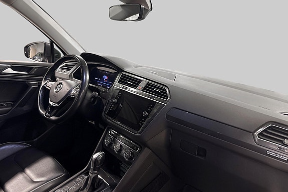 Volkswagen Tiguan 17 of 29