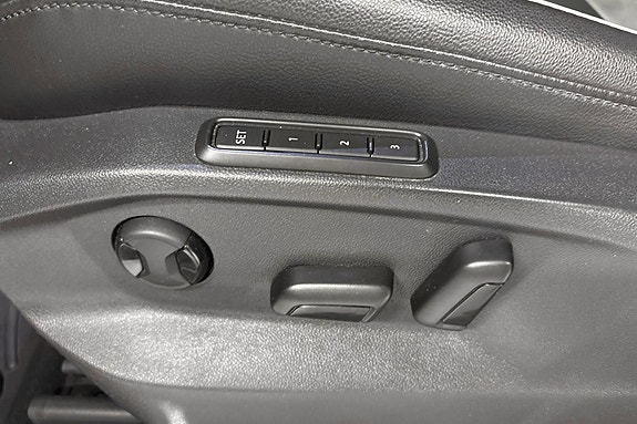 Volkswagen Tiguan 27 of 29