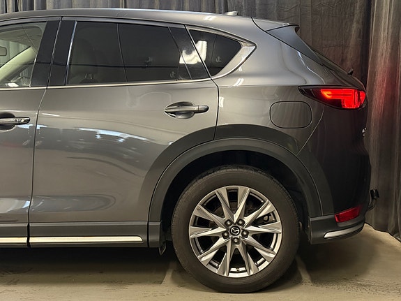 Mazda CX-5 4 of 30