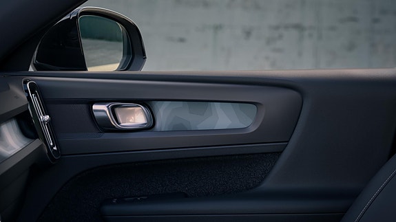 Volvo XC40 22 of 27