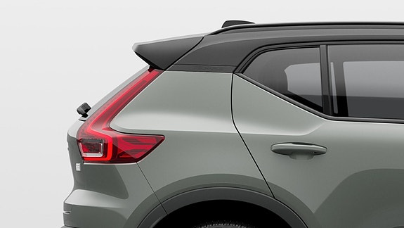 Volvo XC40 15 of 27