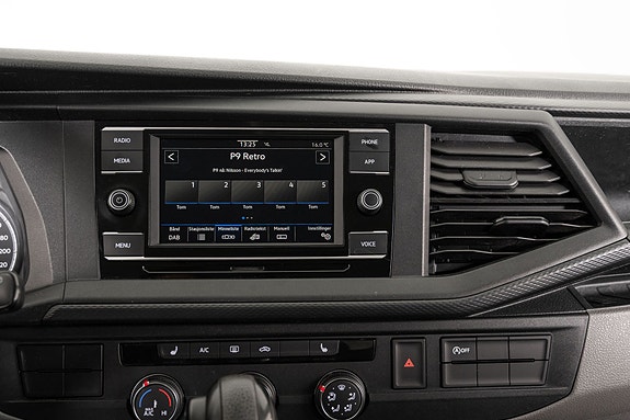 Volkswagen Transporter 13 of 24