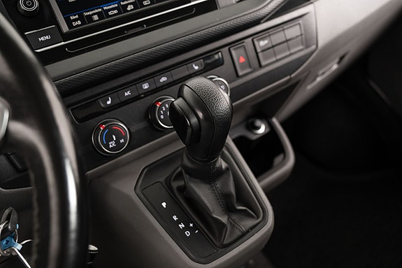 Volkswagen Transporter 12 of 24