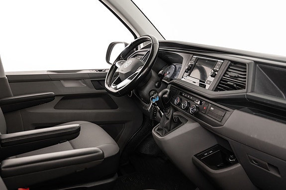 Volkswagen Transporter 20 of 24