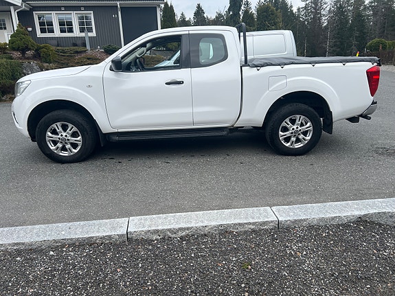 Nissan Navara 9 of 17