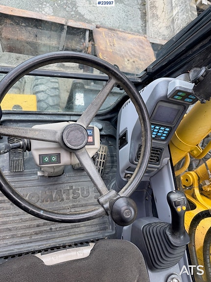 Komatsu PW130 hjulgraver m/engcon rotortilt og to skuffer 8 of 30