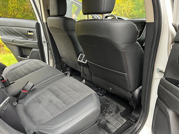 Mitsubishi Outlander 6 of 11