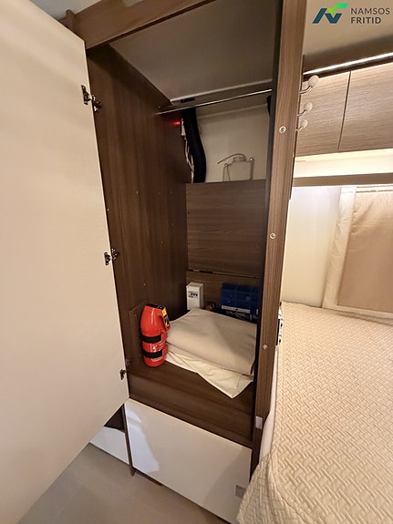 Bürstner Averso Nordic 650 TS 18 of 25