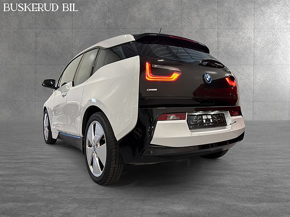 BMW i3 2 of 23