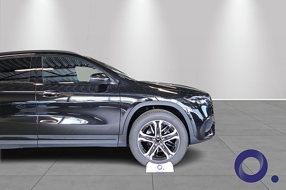 Mercedes-Benz EQA250 9 of 30