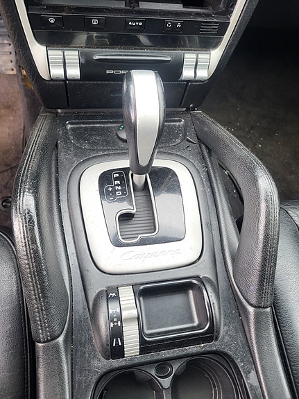 Porsche Cayenne S 18 of 19
