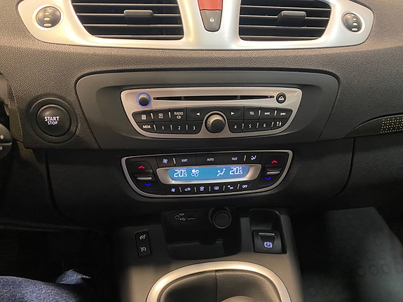 Renault Megane 29 of 30