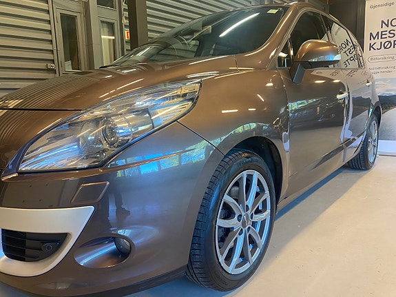 Renault Megane 2 of 30