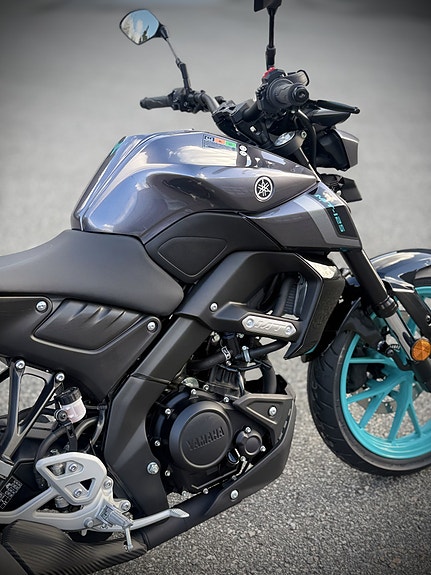 Yamaha MT-125 2 of 6