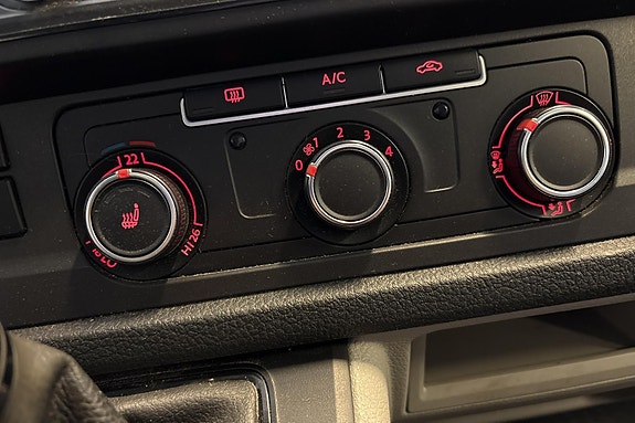 Volkswagen Transporter 15 of 26