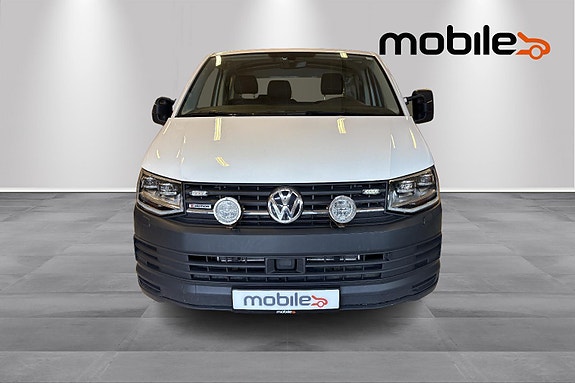Volkswagen Transporter 18 of 26