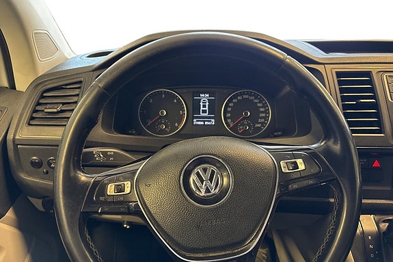 Volkswagen Transporter 9 of 26