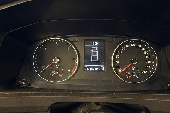 Volkswagen Transporter 10 of 26