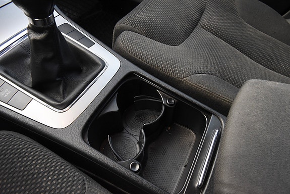 Volkswagen Passat 24 of 30