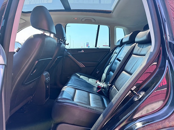 Volkswagen Tiguan 12 of 14