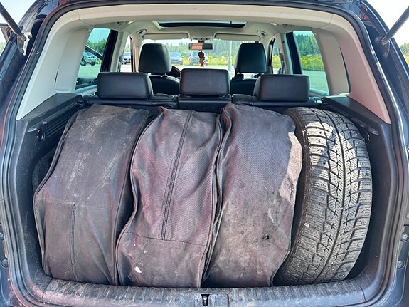 Volkswagen Tiguan 14 of 14