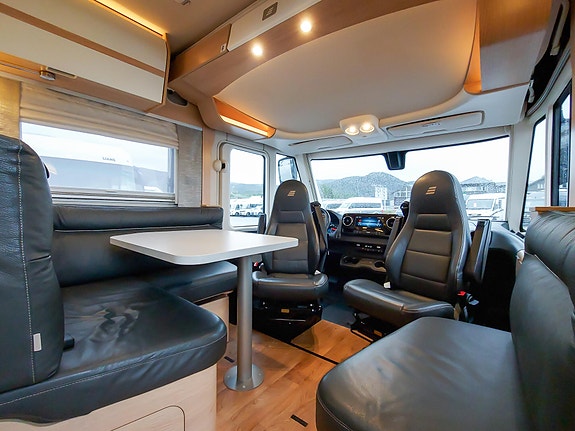 Hymer BML I 880 2 of 21