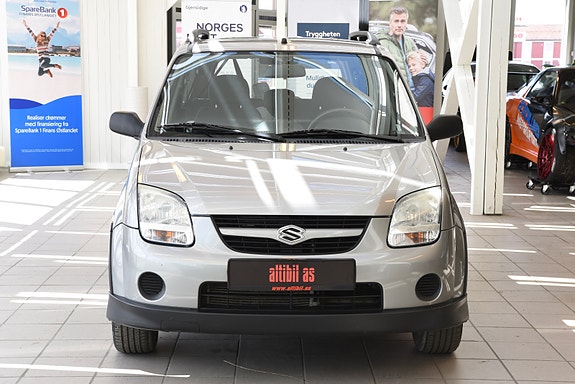Suzuki Ignis 3 of 25