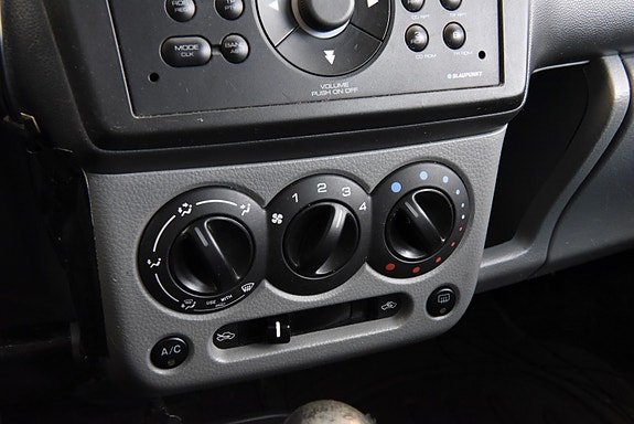 Suzuki Ignis 15 of 25
