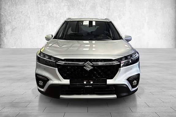 Suzuki S-Cross 2 of 9