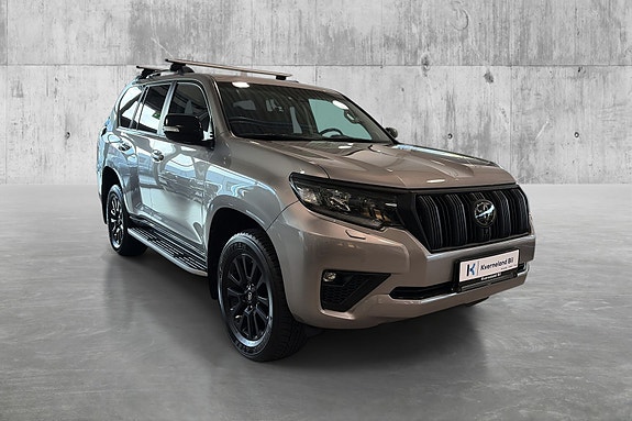 Toyota Land Cruiser 3 of 29
