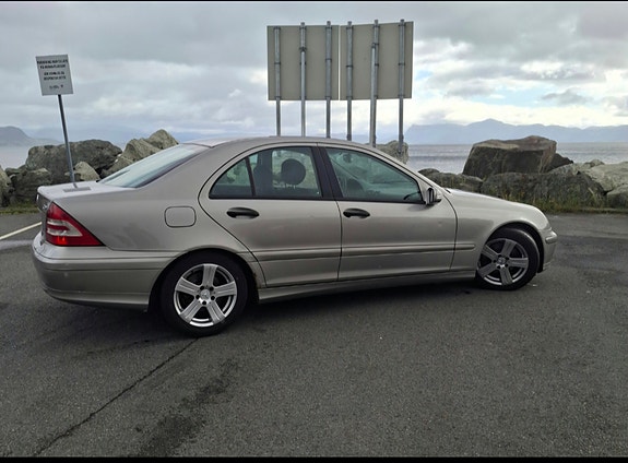 Mercedes-Benz C200 d 6 of 15