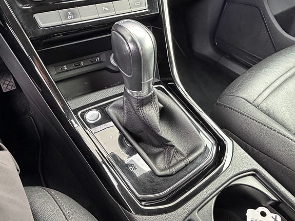 Volkswagen Touran 26 of 30