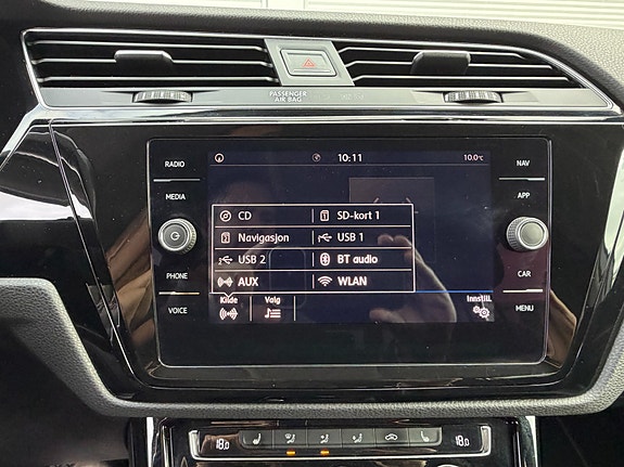 Volkswagen Touran 14 of 30