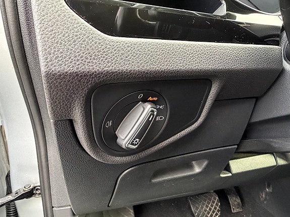 Volkswagen Touran 9 of 30
