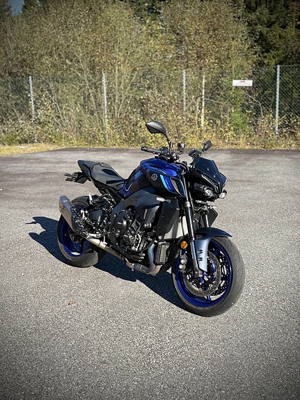 Yamaha MT-10 9 of 10