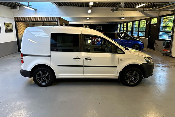 Volkswagen Caddy 6 of 27
