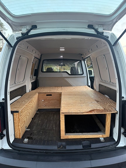 Volkswagen Caddy Maxi 13 of 17