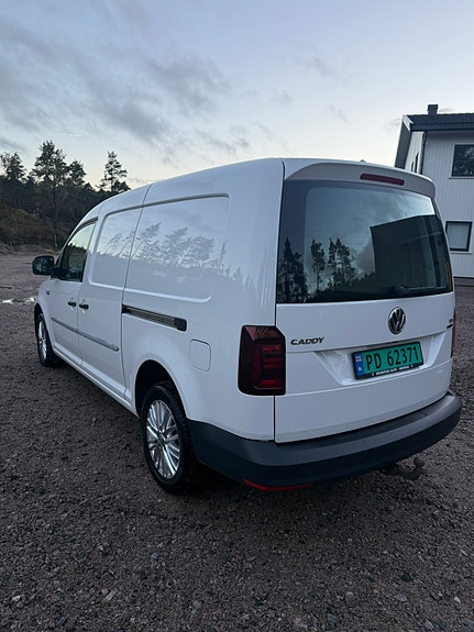 Volkswagen Caddy Maxi 4 of 17
