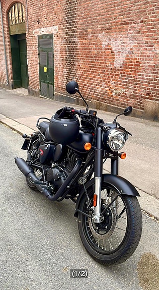 Royal Enfield Classic 350 3 of 3