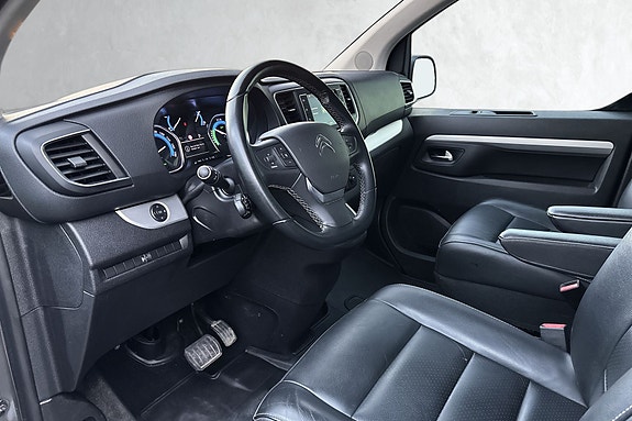Citroen E-SpaceTourer 16 of 25