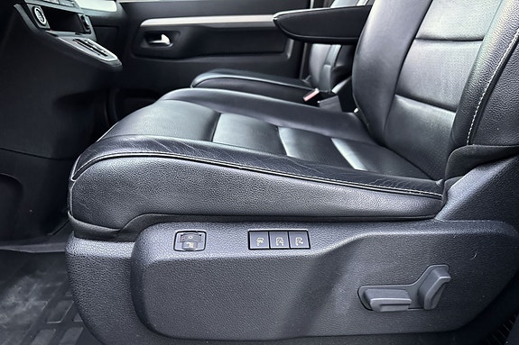 Citroen E-SpaceTourer 14 of 25