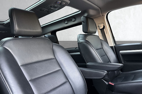 Citroen E-SpaceTourer 13 of 25