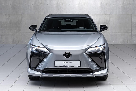 Lexus RZ300e 4 of 30