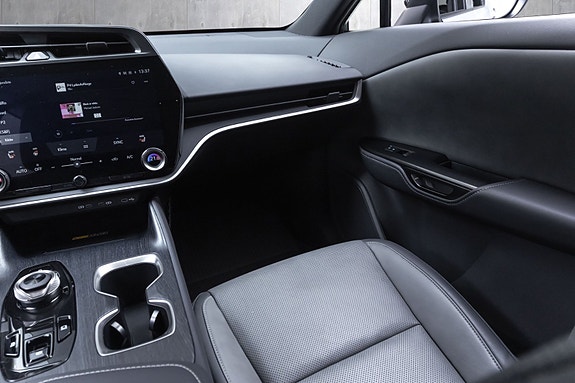 Lexus RZ300e 26 of 30