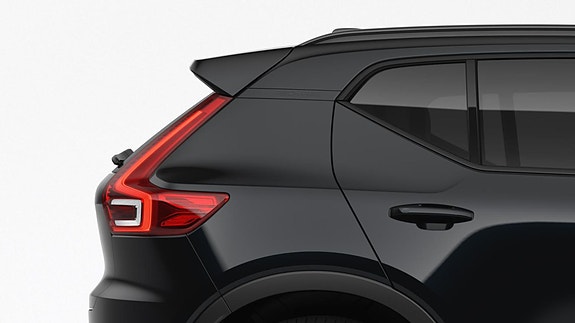 Volvo XC40 15 of 25