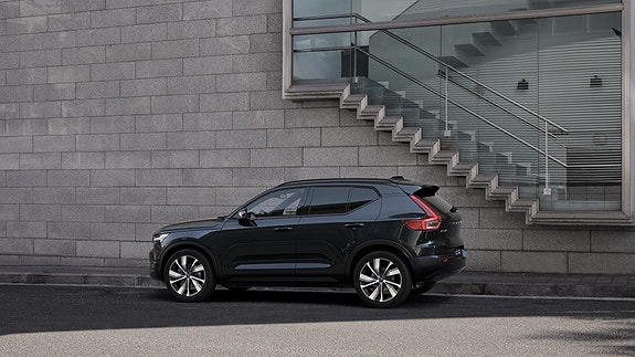 Volvo XC40 9 of 25